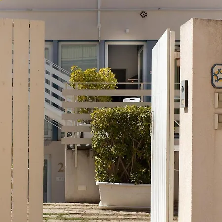 度假居 Aed 3 *